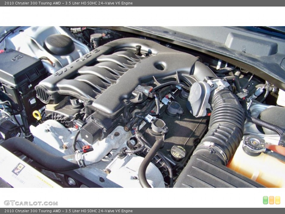 3.5 Liter HO SOHC 24-Valve V6 Engine for the 2010 Chrysler 300 #55978159