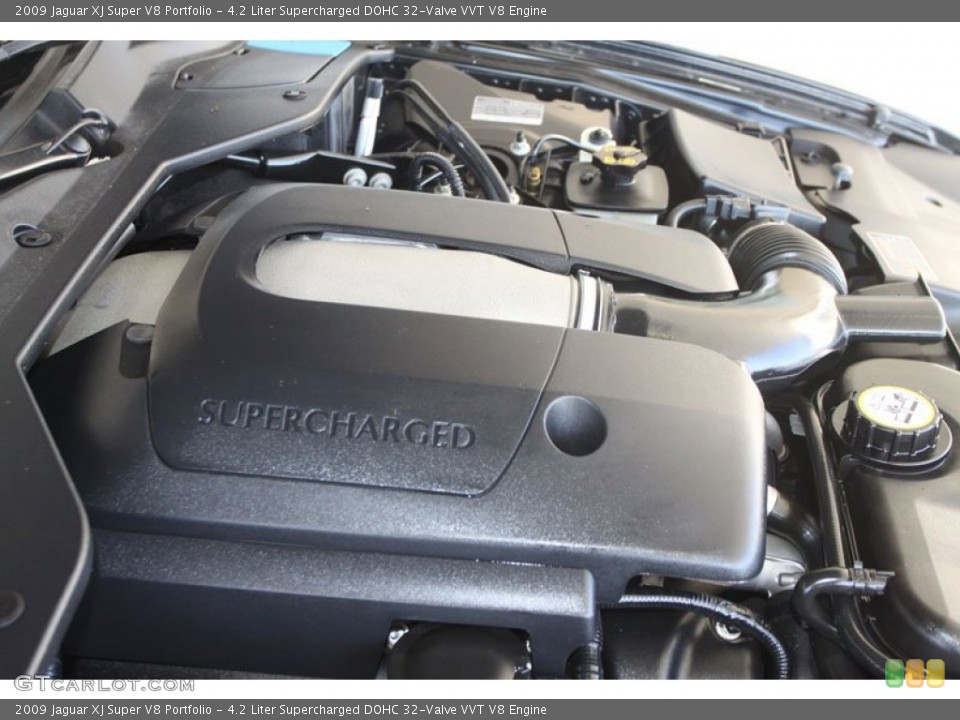 4.2 Liter Supercharged DOHC 32-Valve VVT V8 Engine for the 2009 Jaguar XJ #56042207