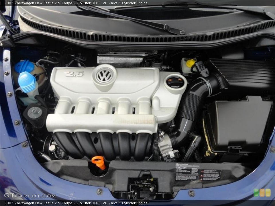 2.5 Liter DOHC 20 Valve 5 Cylinder Engine for the 2007 Volkswagen New Beetle #56196242