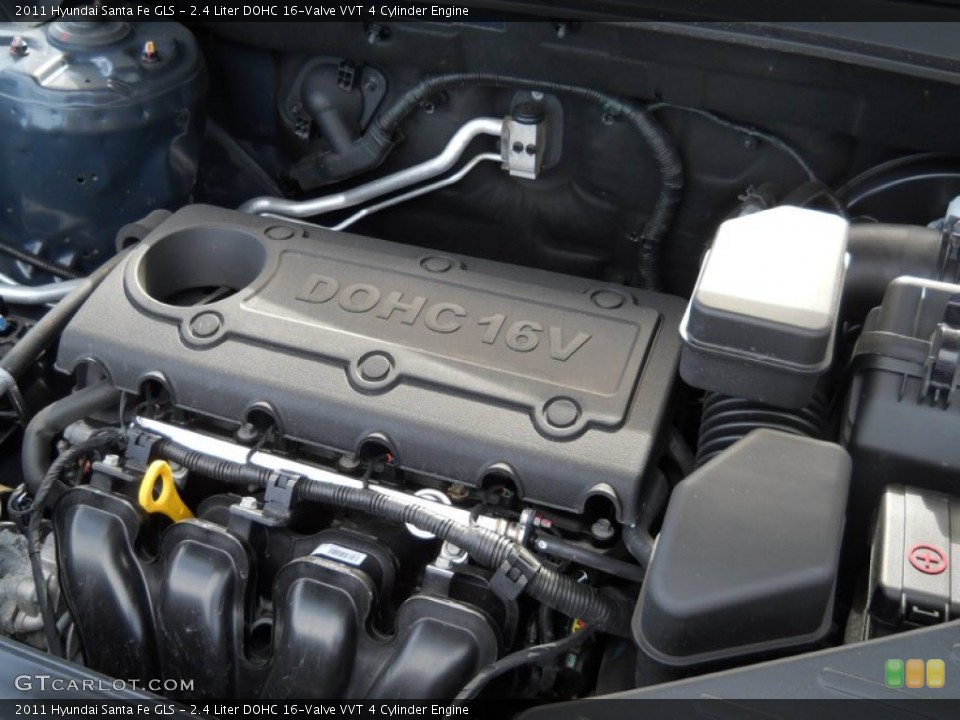 2.4 Liter DOHC 16-Valve VVT 4 Cylinder 2011 Hyundai Santa Fe Engine
