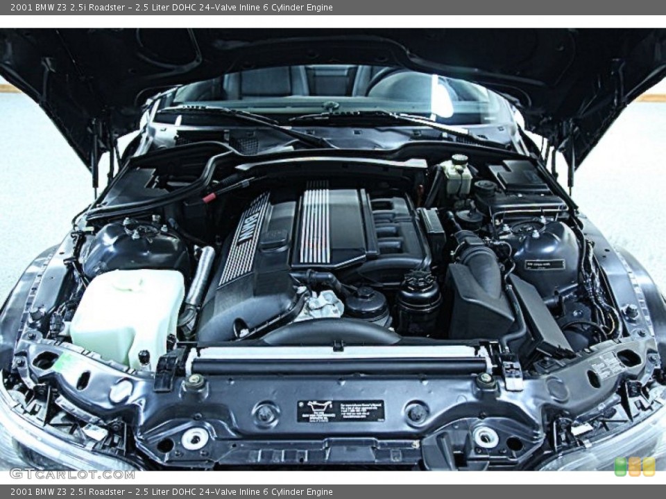 2.5 Liter DOHC 24-Valve Inline 6 Cylinder Engine for the 2001 BMW Z3 #56398708