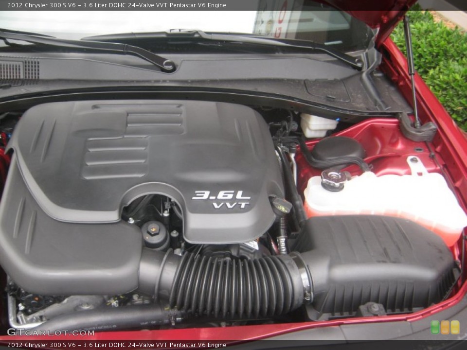 3.6 Liter DOHC 24-Valve VVT Pentastar V6 Engine for the 2012 Chrysler 300 #56490543