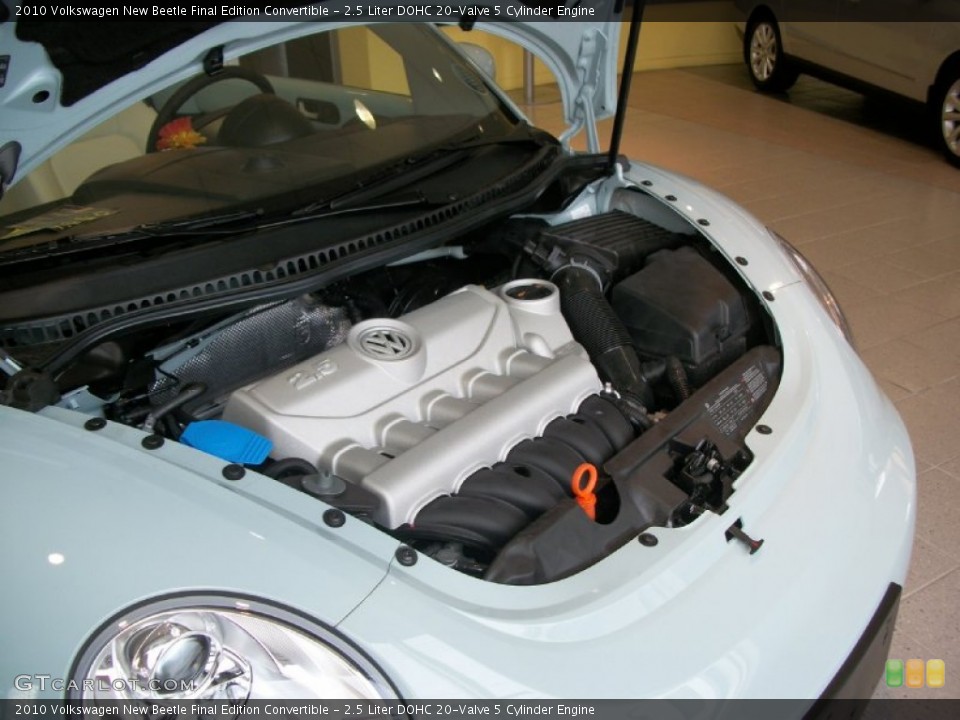 2.5 Liter DOHC 20-Valve 5 Cylinder Engine for the 2010 Volkswagen New Beetle #56506050