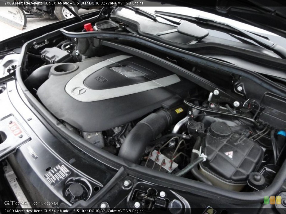 5.5 Liter DOHC 32-Valve VVT V8 2009 Mercedes-Benz GL Engine