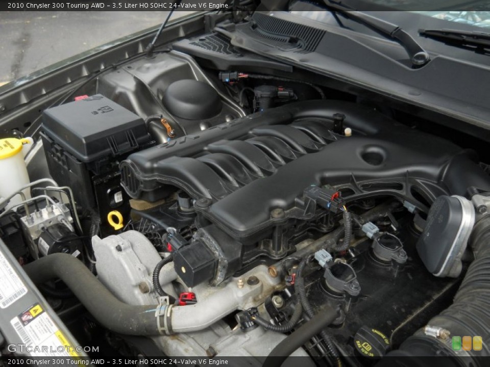 3.5 Liter HO SOHC 24-Valve V6 Engine for the 2010 Chrysler 300 #56679678
