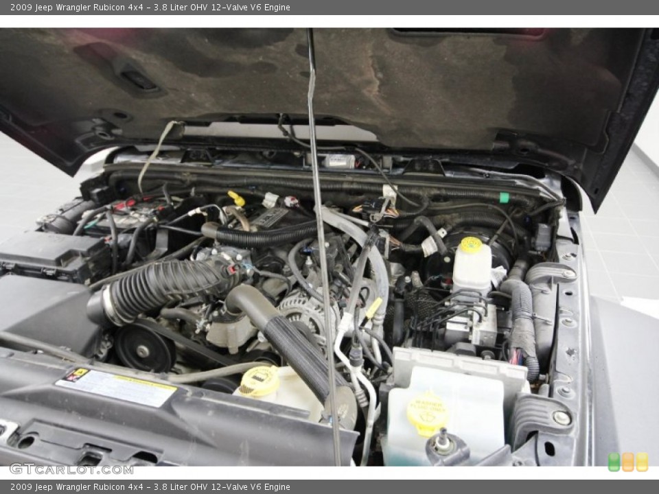 3.8 Liter OHV 12-Valve V6 Engine for the 2009 Jeep Wrangler #56760120