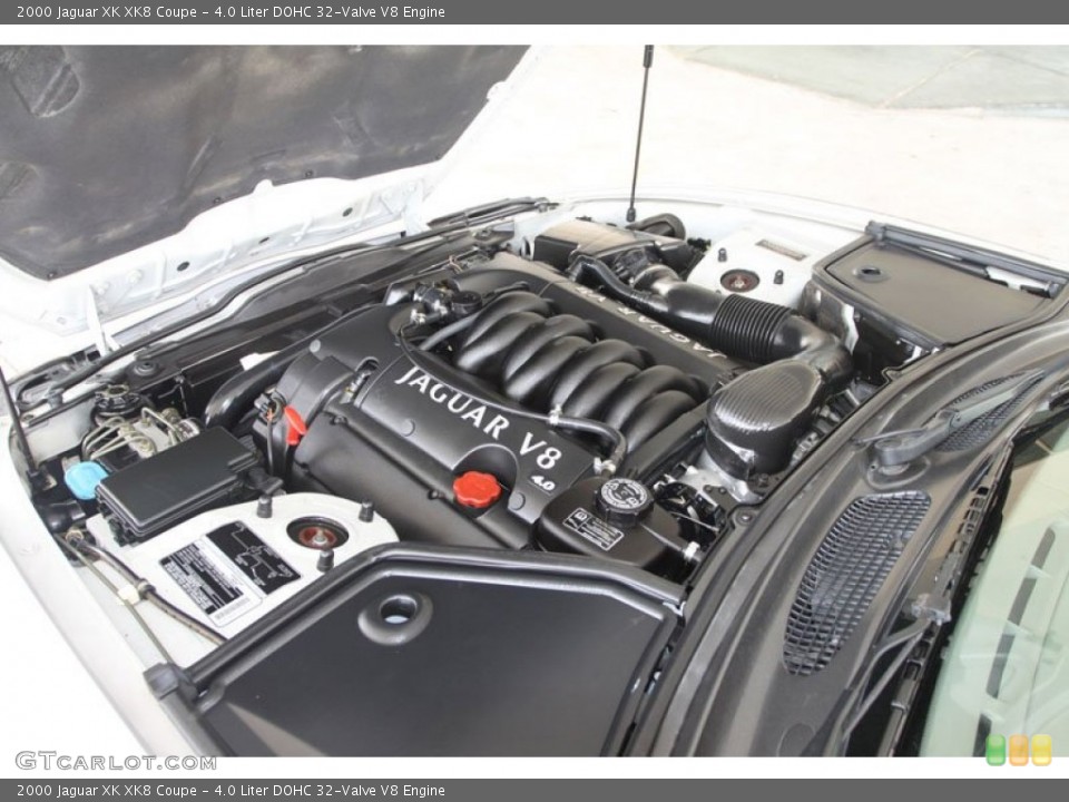 4.0 Liter DOHC 32-Valve V8 Engine for the 2000 Jaguar XK #56806953