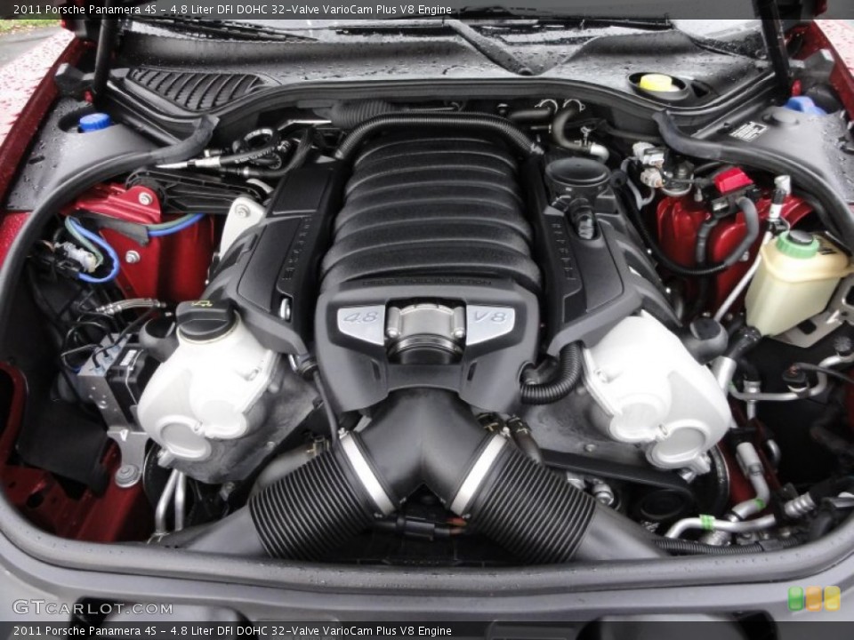 4.8 Liter DFI DOHC 32-Valve VarioCam Plus V8 Engine for the 2011 Porsche Panamera #56907487