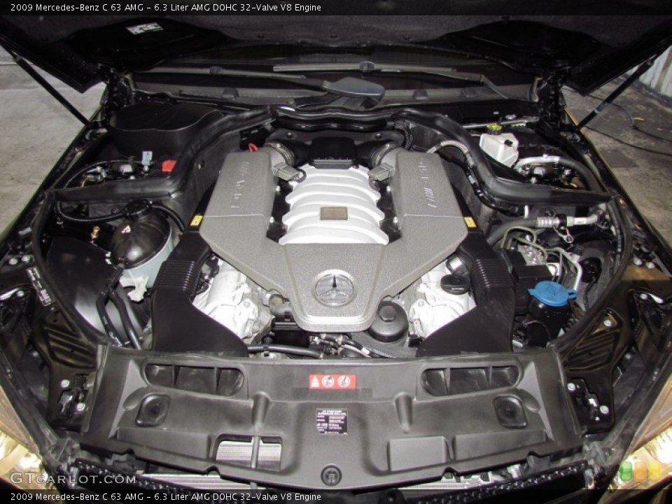 6.3 Liter AMG DOHC 32-Valve V8 Engine for the 2009 Mercedes-Benz C #57041373