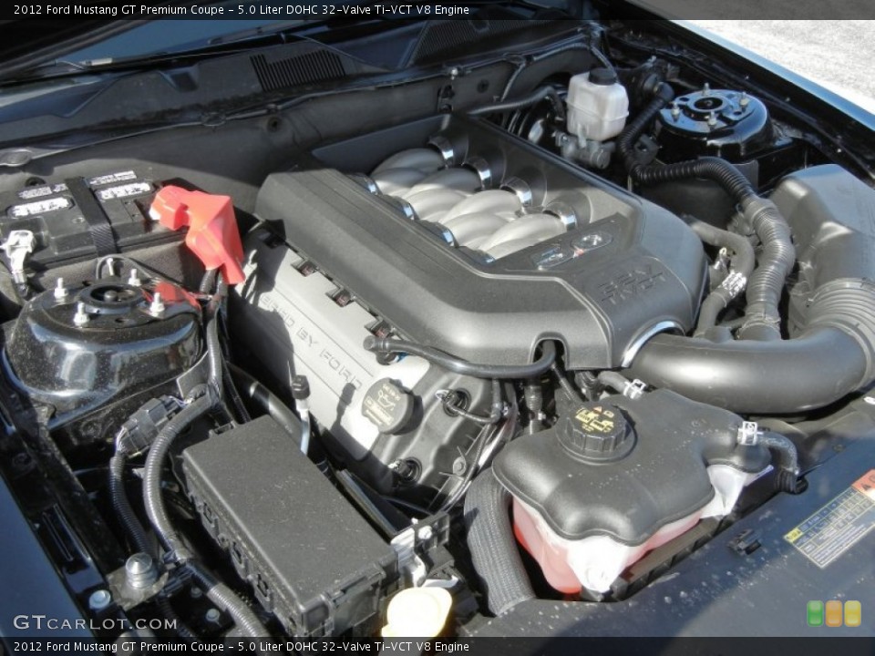5.0 Liter DOHC 32-Valve Ti-VCT V8 Engine for the 2012 Ford Mustang #57092159