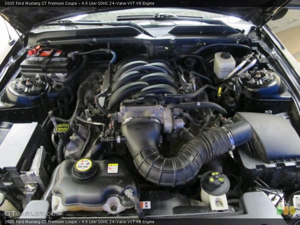 4.6 Liter SOHC 24-Valve VVT V8 Engine for the 2005 Ford Mustang #57247643