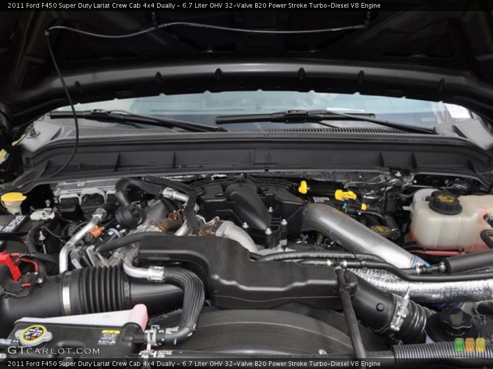 6.7 Liter OHV 32-Valve B20 Power Stroke Turbo-Diesel V8 2011 Ford F450 Super Duty Engine
