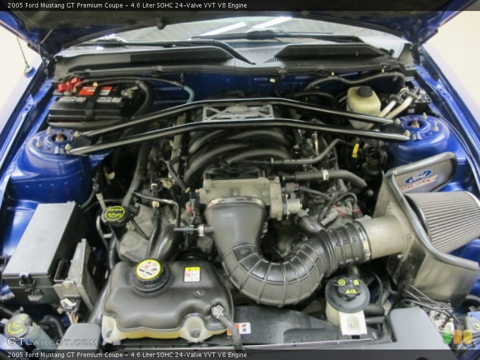 4.6 Liter SOHC 24-Valve VVT V8 Engine for the 2005 Ford Mustang #57429245