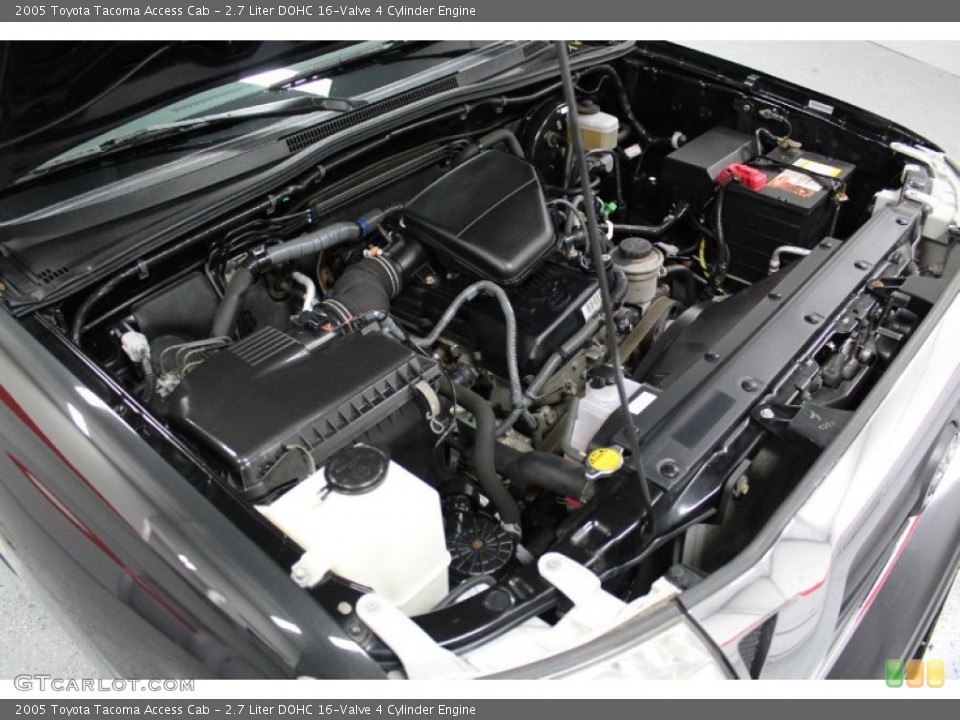 2.7 Liter DOHC 16-Valve 4 Cylinder 2005 Toyota Tacoma Engine