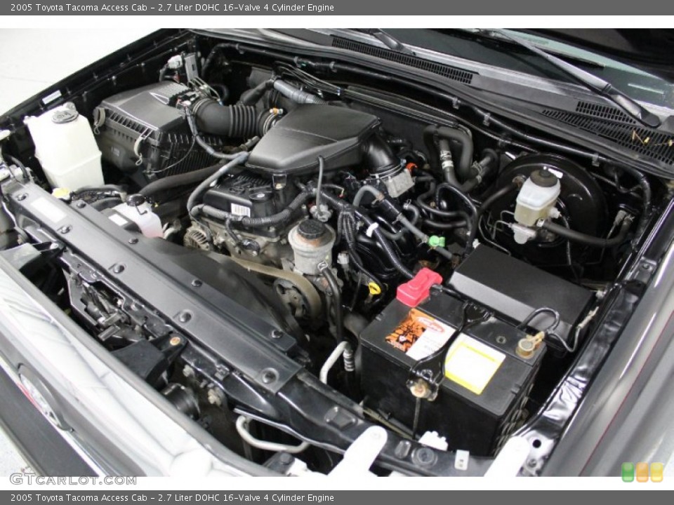 2.7 Liter DOHC 16-Valve 4 Cylinder Engine for the 2005 Toyota Tacoma #57906067