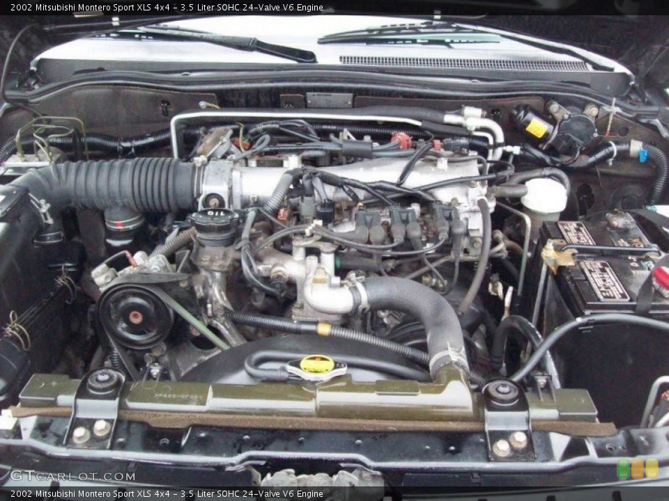 3.5 Liter SOHC 24-Valve V6 2002 Mitsubishi Montero Sport Engine