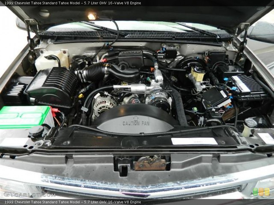 5.7 Liter OHV 16-Valve V8 1999 Chevrolet Tahoe Engine
