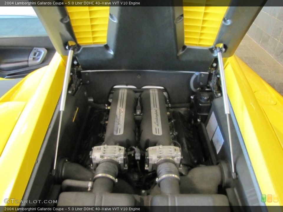 5.0 Liter DOHC 40-Valve VVT V10 Engine for the 2004 Lamborghini Gallardo #58444620
