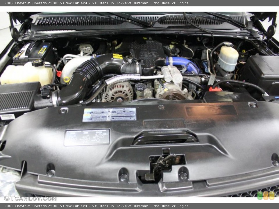 6.6 Liter OHV 32-Valve Duramax Turbo Diesel V8 2002 Chevrolet Silverado 2500 Engine