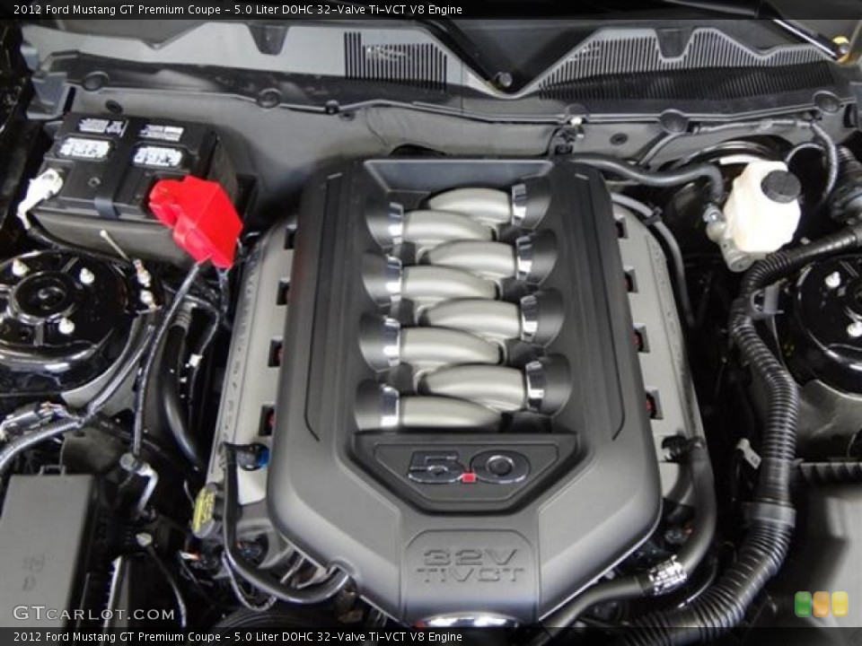 5.0 Liter DOHC 32-Valve Ti-VCT V8 Engine for the 2012 Ford Mustang #58635155