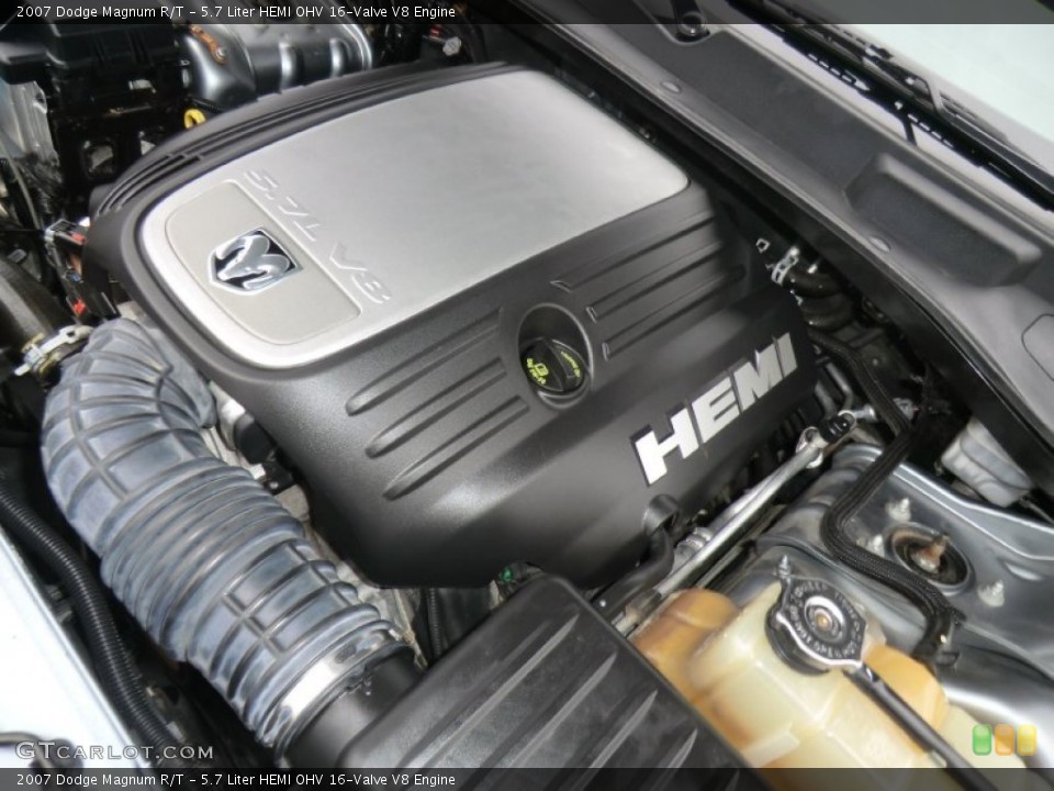 5.7 Liter HEMI OHV 16-Valve V8 Engine for the 2007 Dodge Magnum #58709417