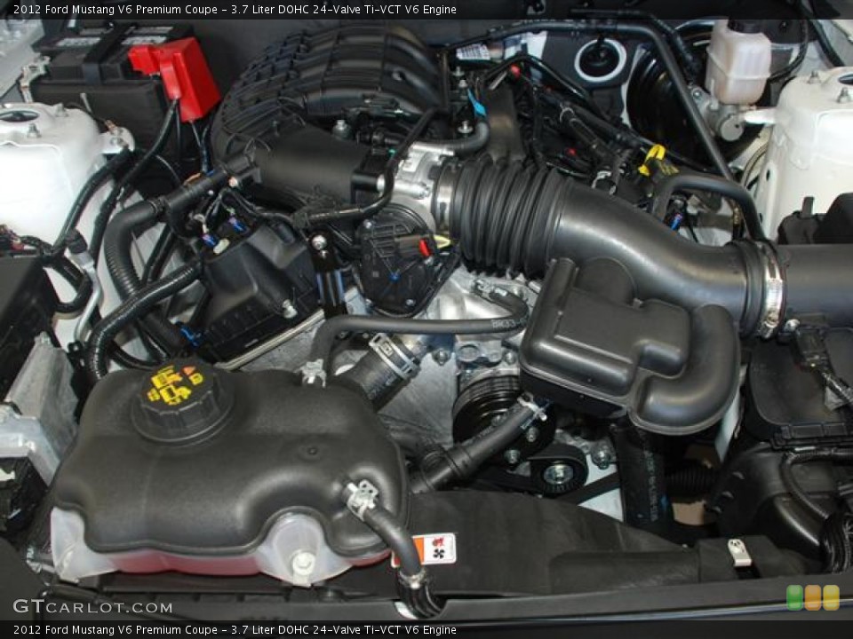 3.7 Liter DOHC 24-Valve Ti-VCT V6 Engine for the 2012 Ford Mustang #58878972