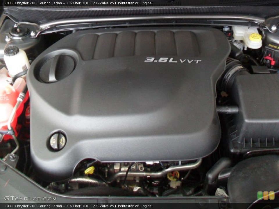 3.6 Liter DOHC 24-Valve VVT Pentastar V6 Engine for the 2012 Chrysler 200 #58894559