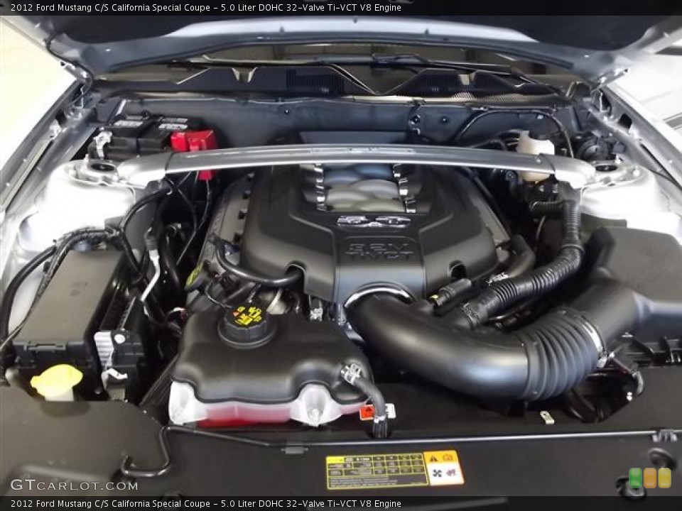 5.0 Liter DOHC 32-Valve Ti-VCT V8 Engine for the 2012 Ford Mustang #58934367
