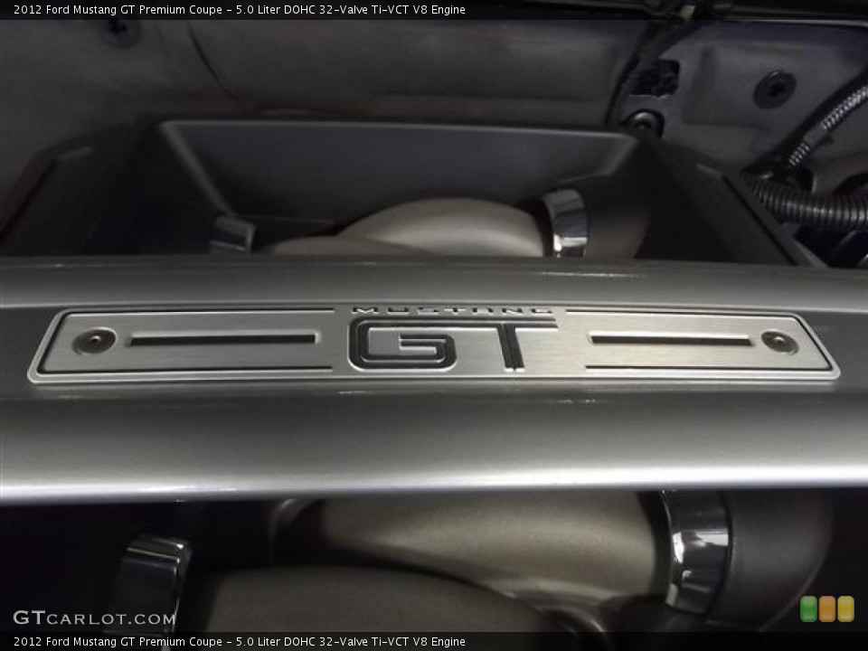 5.0 Liter DOHC 32-Valve Ti-VCT V8 Engine for the 2012 Ford Mustang #59021495