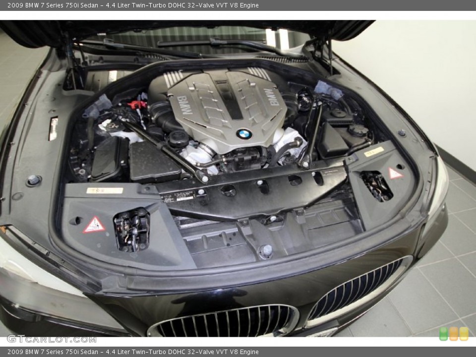 4.4 Liter Twin-Turbo DOHC 32-Valve VVT V8 Engine for the 2009 BMW 7 Series #59071355