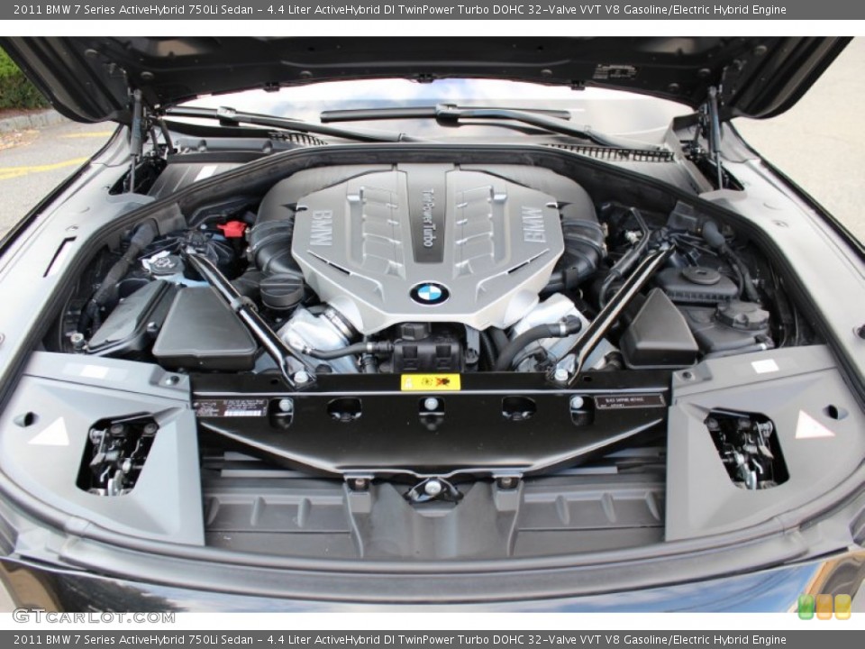 4.4 Liter ActiveHybrid DI TwinPower Turbo DOHC 32-Valve VVT V8 Gasoline/Electric Hybrid Engine for the 2011 BMW 7 Series #59274618