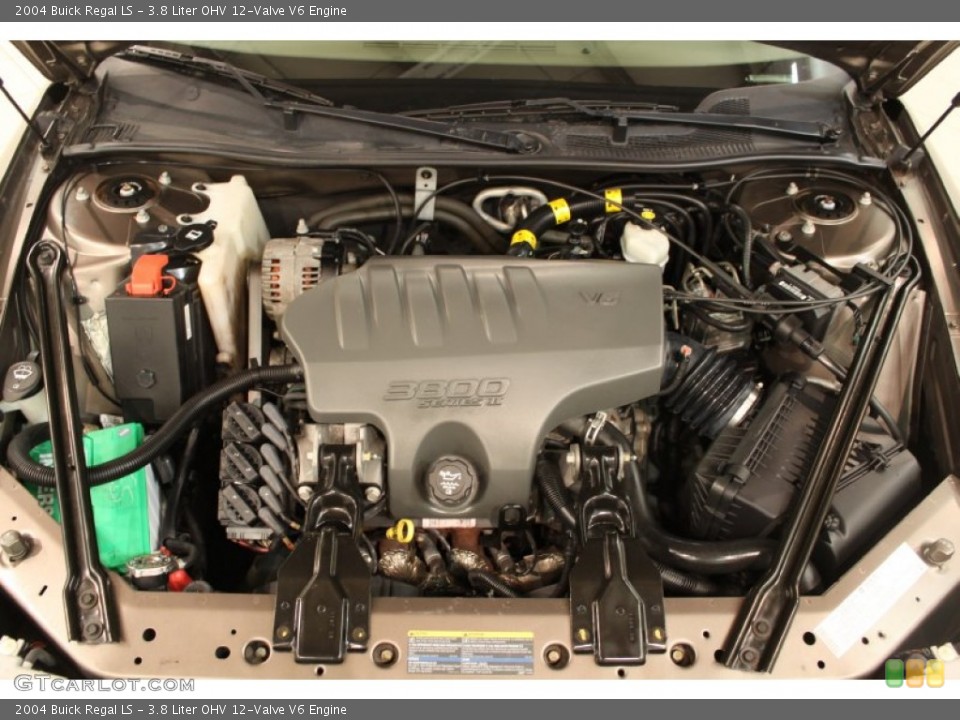 3.8 Liter OHV 12-Valve V6 2004 Buick Regal Engine