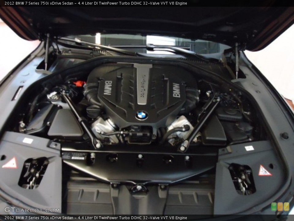 4.4 Liter DI TwinPower Turbo DOHC 32-Valve VVT V8 Engine for the 2012 BMW 7 Series #59535664
