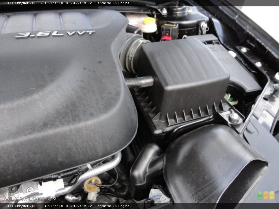 3.6 Liter DOHC 24-Valve VVT Pentastar V6 Engine for the 2011 Chrysler 200 #59617401
