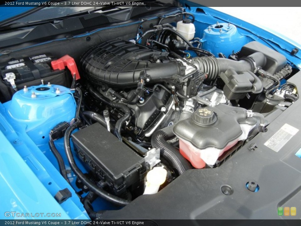 3.7 Liter DOHC 24-Valve Ti-VCT V6 Engine for the 2012 Ford Mustang #59637675