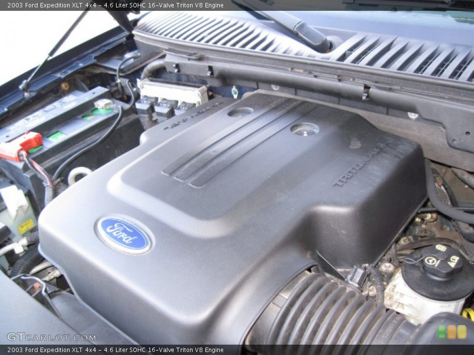 4.6 Liter SOHC 16-Valve Triton V8 Engine for the 2003 Ford Expedition #59705037