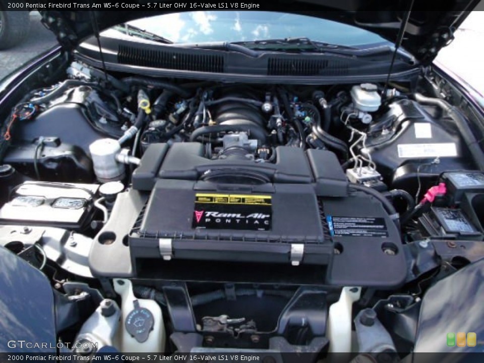 5.7 Liter OHV 16-Valve LS1 V8 Engine for the 2000 Pontiac Firebird #59800662