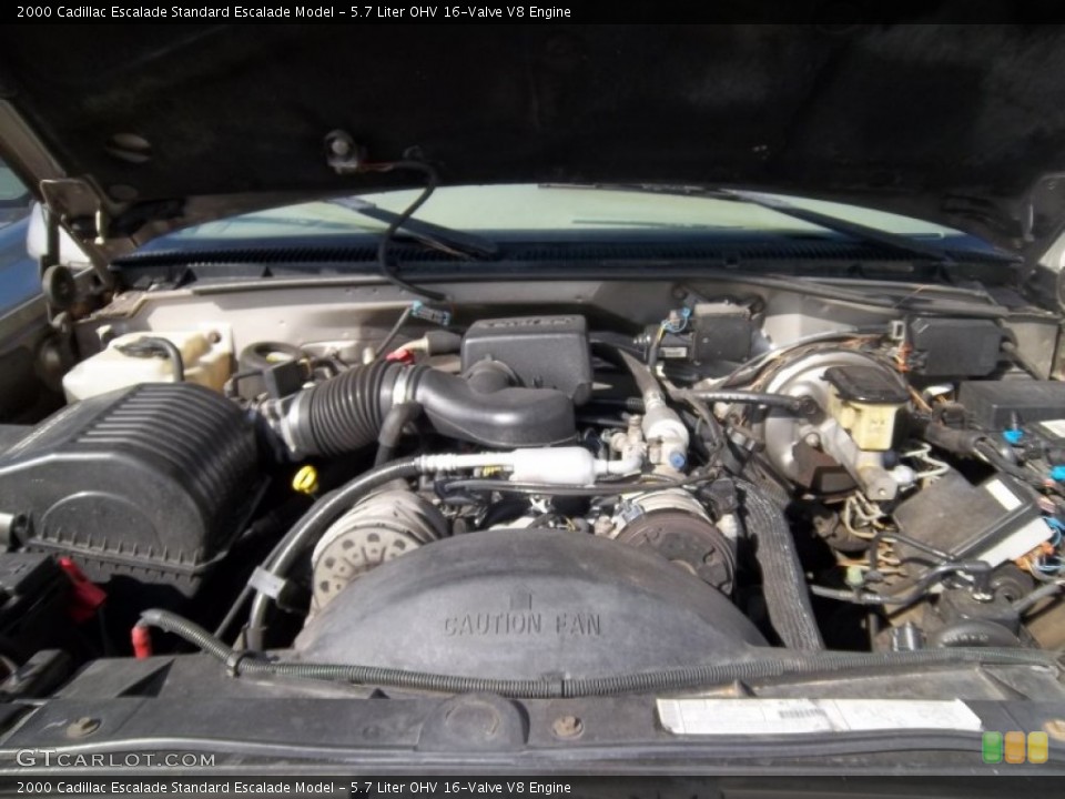 5.7 Liter OHV 16-Valve V8 2000 Cadillac Escalade Engine