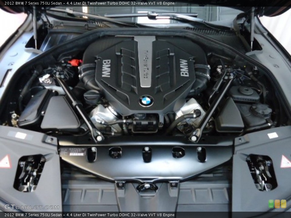 4.4 Liter DI TwinPower Turbo DOHC 32-Valve VVT V8 Engine for the 2012 BMW 7 Series #59898932