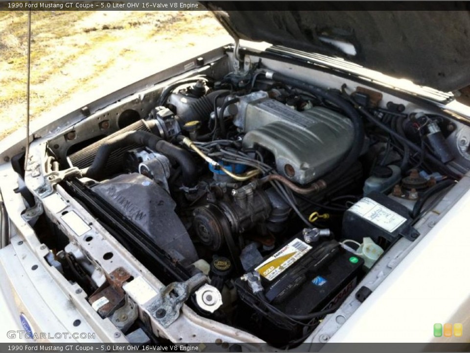 5.0 Liter OHV 16-Valve V8 Engine for the 1990 Ford Mustang #60191760