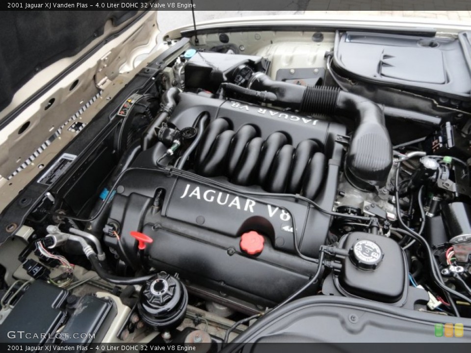4.0 Liter DOHC 32 Valve V8 2001 Jaguar XJ Engine