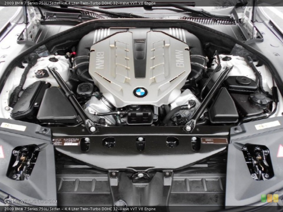 4.4 Liter Twin-Turbo DOHC 32-Valve VVT V8 Engine for the 2009 BMW 7 Series #60675674