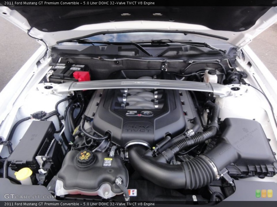 5.0 Liter DOHC 32-Valve TiVCT V8 Engine for the 2011 Ford Mustang #60747254