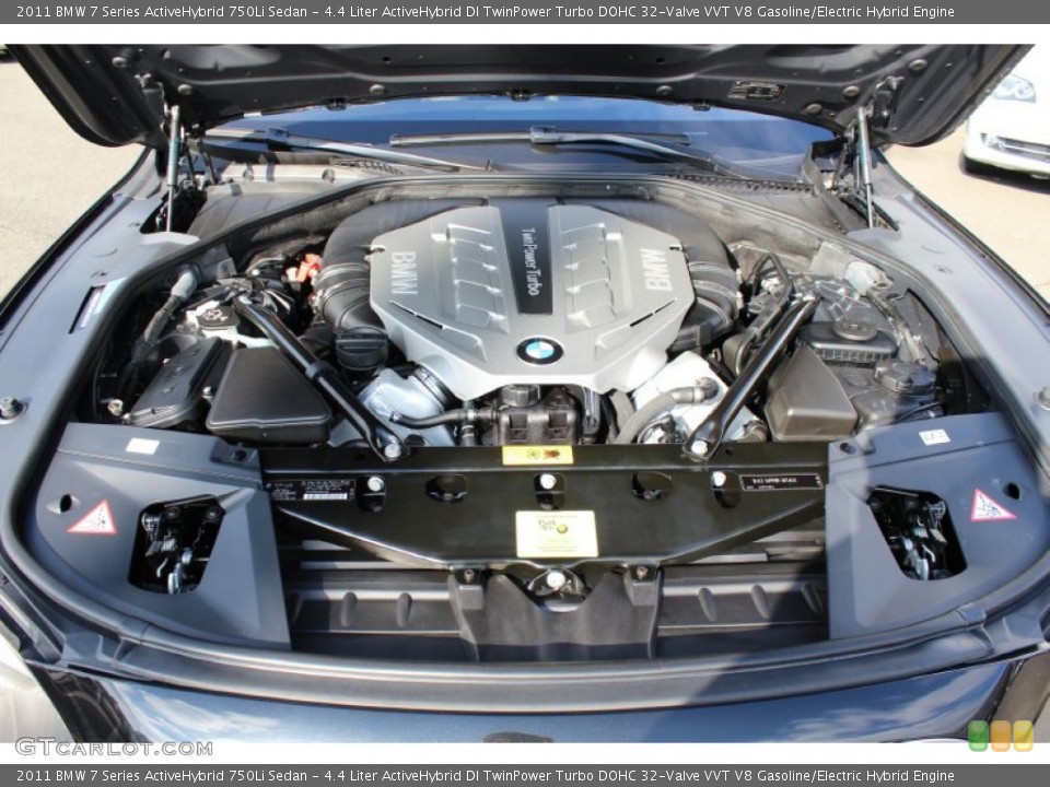 4.4 Liter ActiveHybrid DI TwinPower Turbo DOHC 32-Valve VVT V8 Gasoline/Electric Hybrid Engine for the 2011 BMW 7 Series #60773297