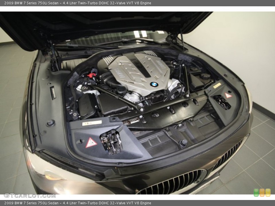 4.4 Liter Twin-Turbo DOHC 32-Valve VVT V8 Engine for the 2009 BMW 7 Series #60943845