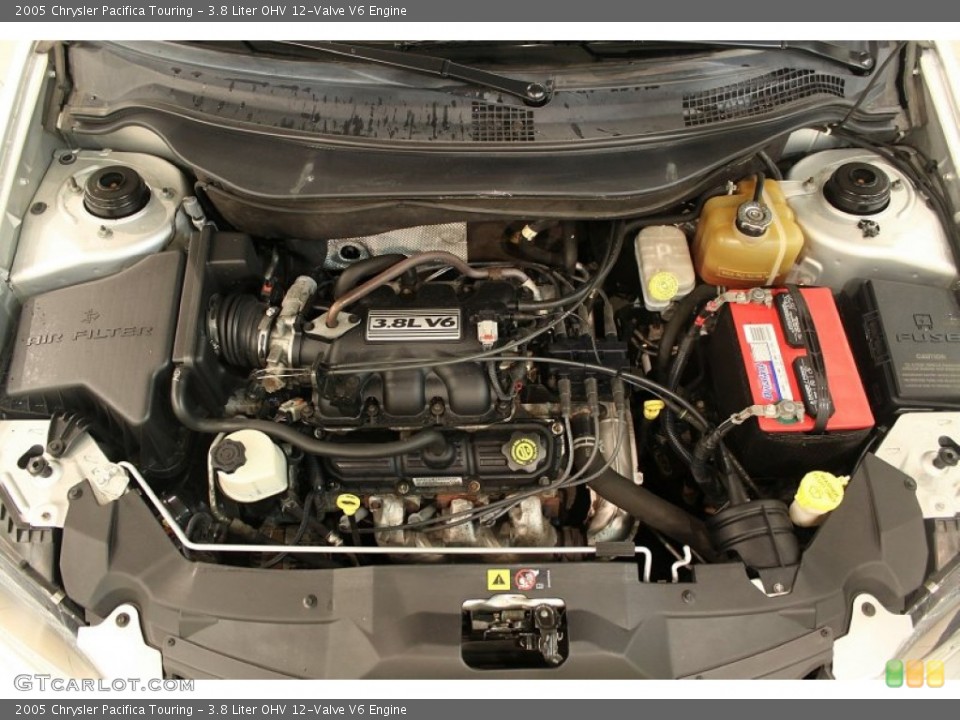3.8 Liter OHV 12-Valve V6 Engine for the 2005 Chrysler Pacifica #61070155