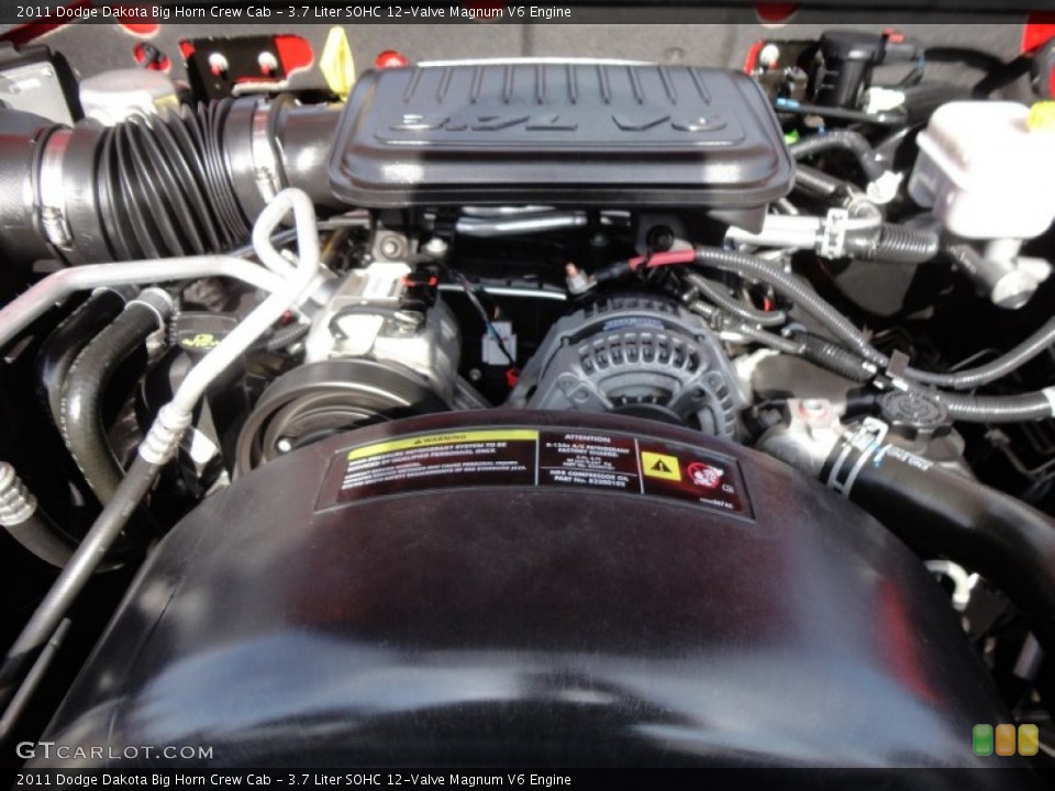 3.7 Liter SOHC 12-Valve Magnum V6 Engine for the 2011 Dodge Dakota #61138607