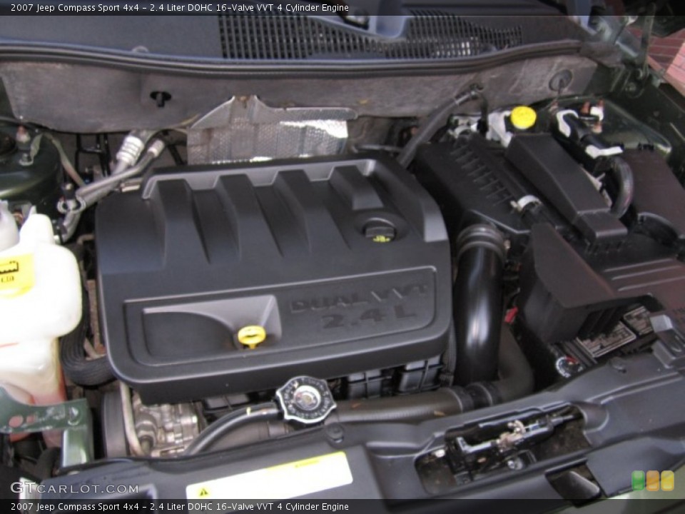 2.4 Liter DOHC 16-Valve VVT 4 Cylinder Engine for the 2007 Jeep Compass #61205878