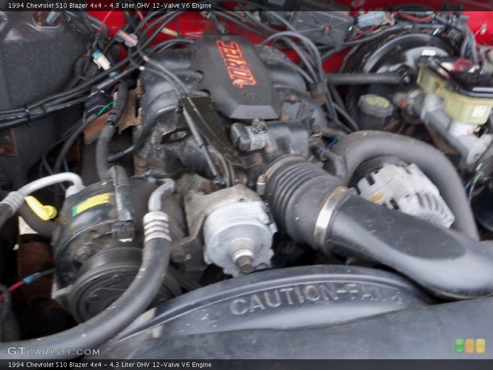 4.3 Liter OHV 12-Valve V6 1994 Chevrolet S10 Engine