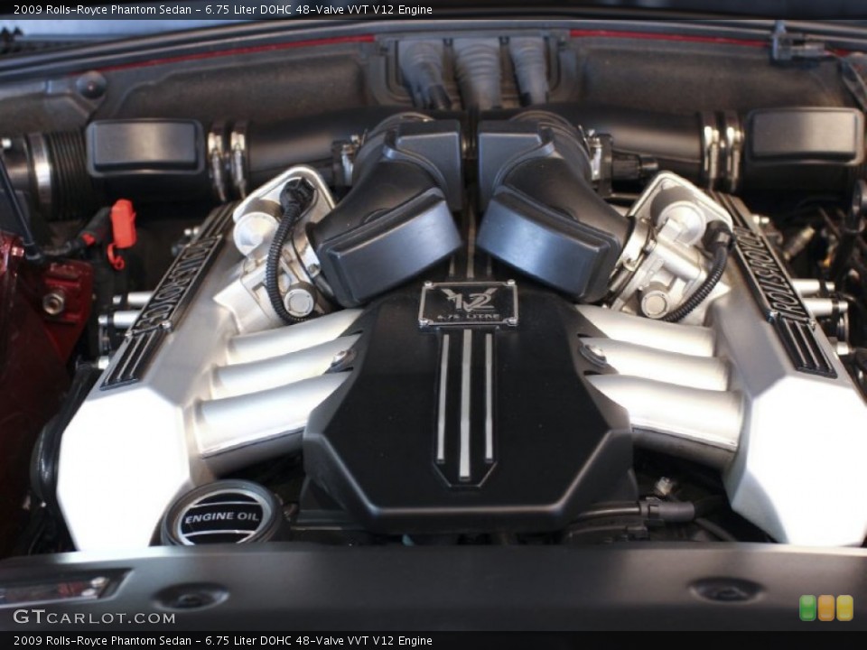 6.75 Liter DOHC 48-Valve VVT V12 Engine for the 2009 Rolls-Royce Phantom #61364544